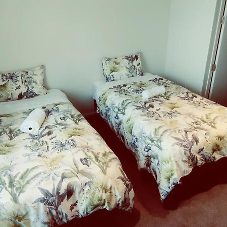 Black Cozy Christchurch Bagian luar foto