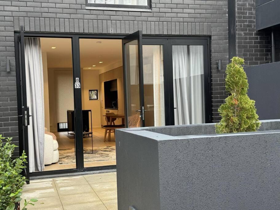 Black Cozy Christchurch Bagian luar foto