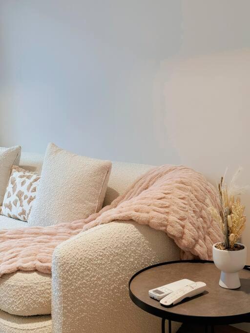 Black Cozy Christchurch Bagian luar foto